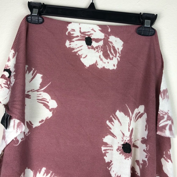 Vince Camuto Floral Triangle Scarf Bandana - Picture 3 of 6